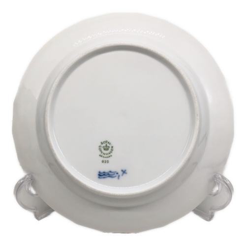 ROYAL COPENHAGEN (ロイヤル・コペンハーゲン) プレート ブルーフラワー・カーブ