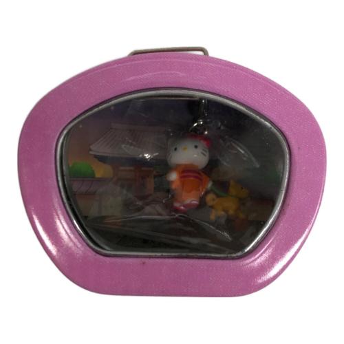 HELLO KITTY (ハローキティ) サンリオグッズ トランク缶入り 子犬の散歩