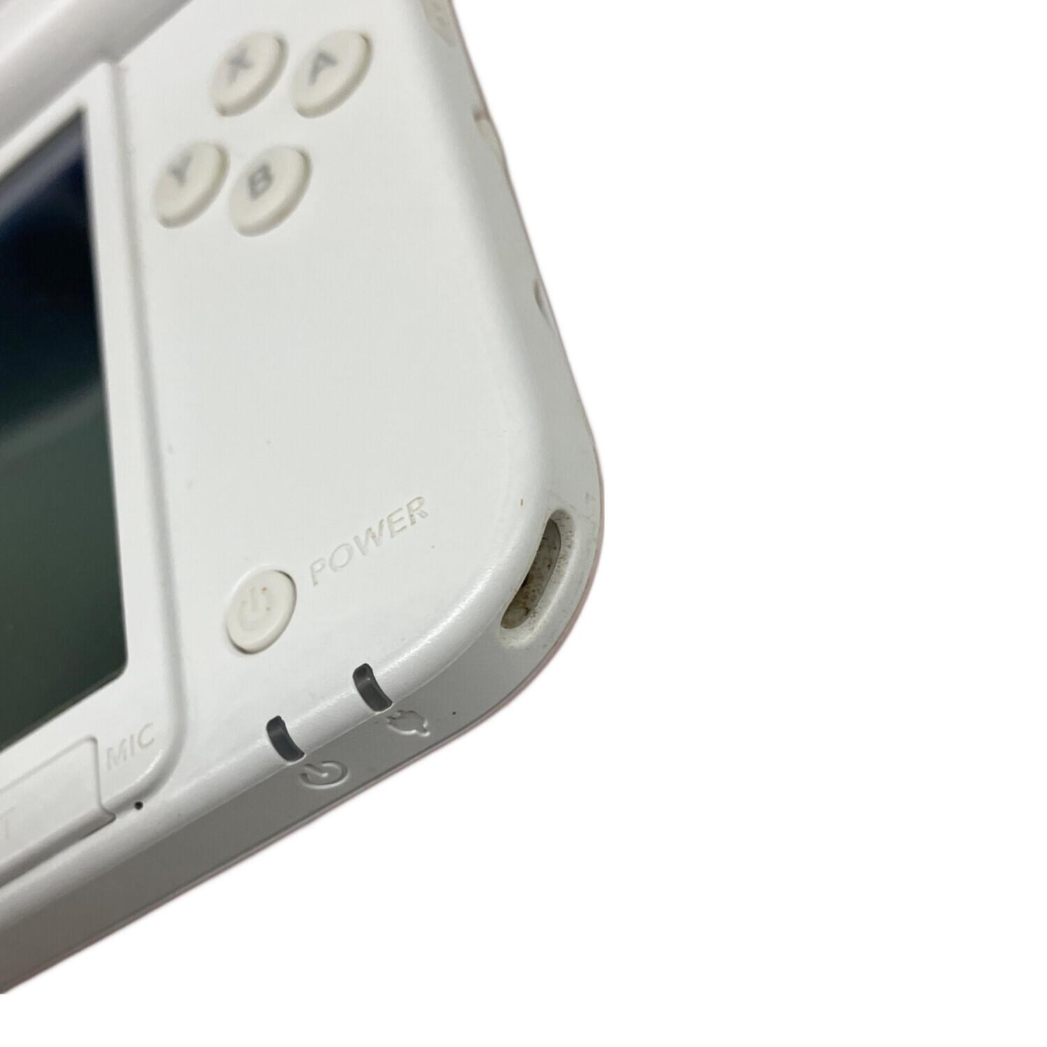 ニンテンドー3DS【サクラ】 Nintendo (ニンテンドー) 3DS ライトピンク CTR-001