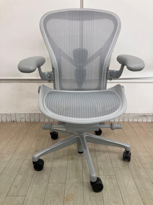 Herman Miller (ハーマンミラー) アーロンチェア AER1A13DW グレー