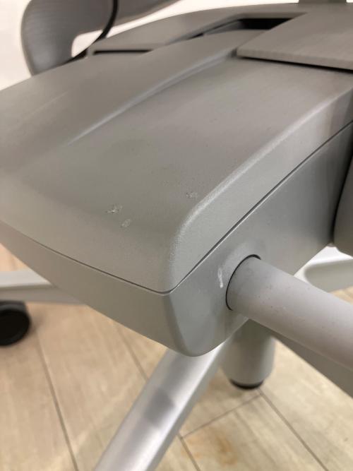 Herman Miller (ハーマンミラー) アーロンチェア AER1A13DW グレー