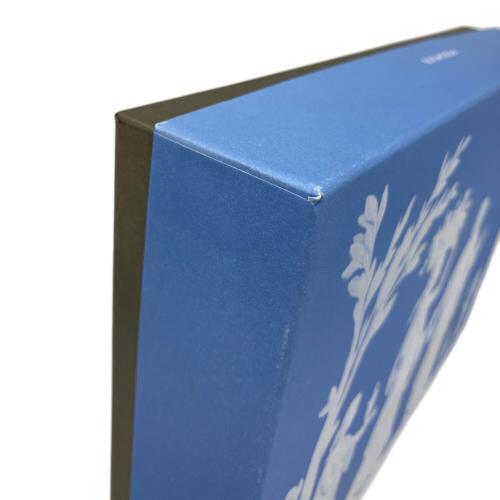 Wedgwood (ウェッジウッド) オーバルプレート スウィートプラム