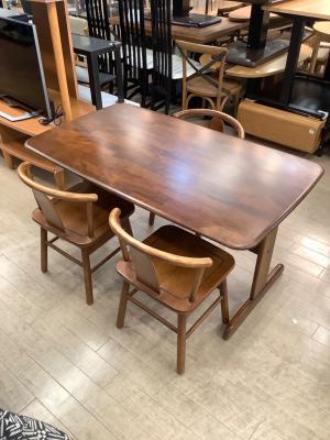 karimoku (カリモク) ダイニング4点セット ブラウン