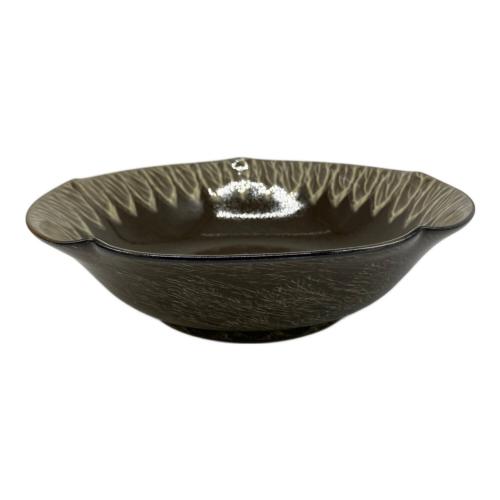 臥牛窯(ガギュウガマ） 菓子鉢 十三代横石臥牛（ヨコイシガギュウ）