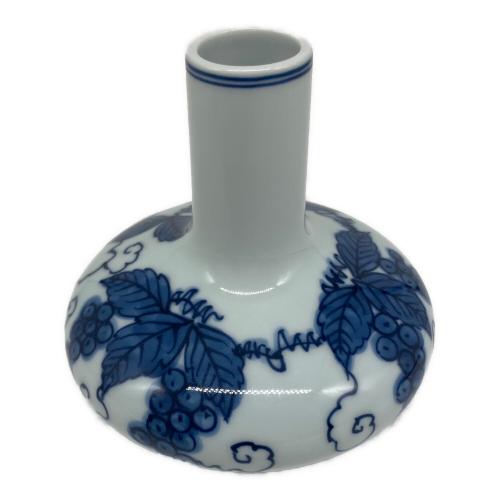 源右衛門窯 (ゲンエモンガマ) 一輪挿し 葡萄文様