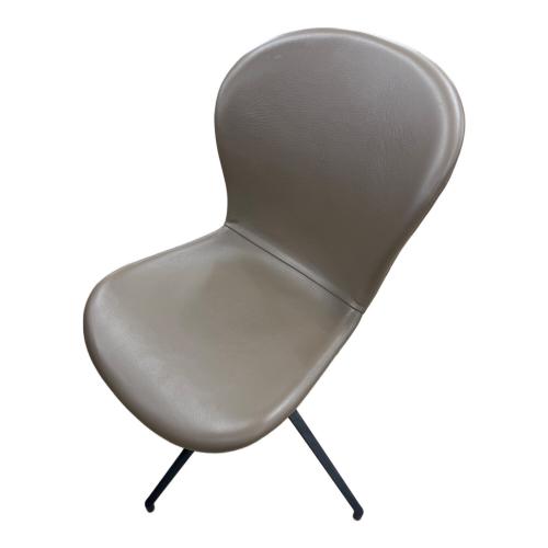 BoConcept (ボーコンセプト) チェア 148 ブラウン Adelaide