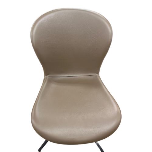 BoConcept (ボーコンセプト) チェア 148 ブラウン Adelaide