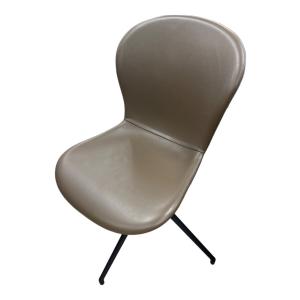 BoConcept (ボーコンセプト) チェア 148 ブラウン Adelaide