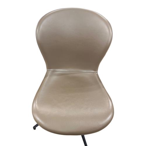 BoConcept (ボーコンセプト) チェア 148 ブラウン Adelaide