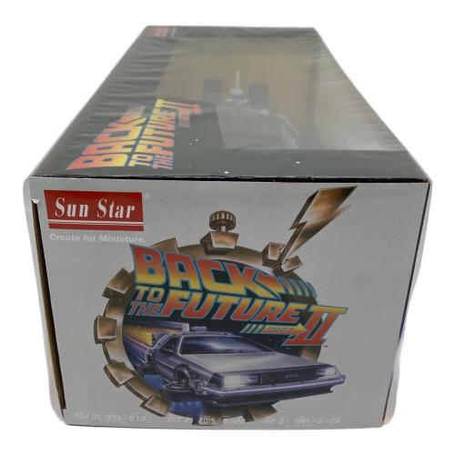 サンスター バック・トゥ・ザ・フューチャー PartII デロリアン マークII モデルカー 1/18 ダイキャストモデルカー