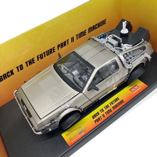 サンスター バック・トゥ・ザ・フューチャー PartII デロリアン マークII モデルカー 1/18 ダイキャストモデルカー