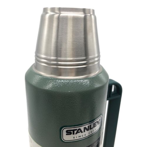 ステンレス製卓上用魔法瓶 グリーン STANLEY 1.32L