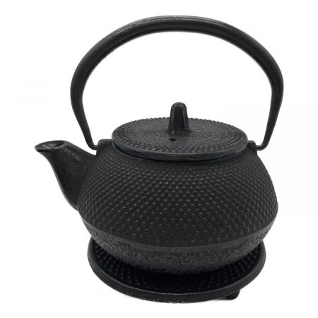 南部鉄器 岩鋳 (ナンブテッキ) 茶こし付き鉄瓶＆香炉セット