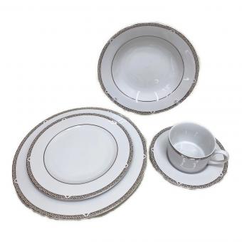 ROYAL DOULTON (ロイヤルドルトン) カップ&ソーサー・プレートセット PLATINUM