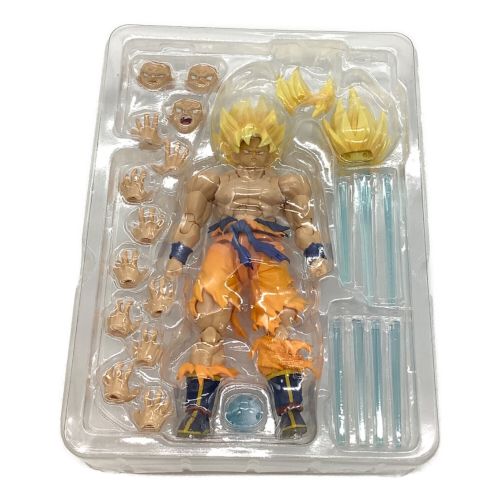 BANDAI (バンダイ) フィギュア ドラゴンボール スーパーサイヤ人孫悟空-伝説のスーパーサイヤ人- S.H.Figuarts