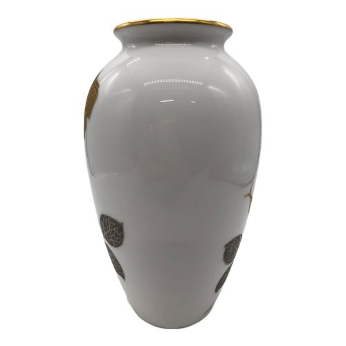 大倉陶園 (オオクラトウエン) 花瓶 ホワイト×ゴールド/金蝕バラ