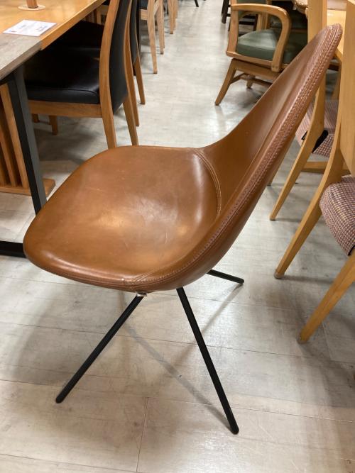 BoConcept (ボーコンセプト) ダイニングチェアー ブラウン 116 OTTAWA