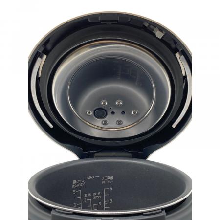 Panasonic (パナソニック) 圧力IH炊飯ジャー SR-NB102 2022年製 5.5合