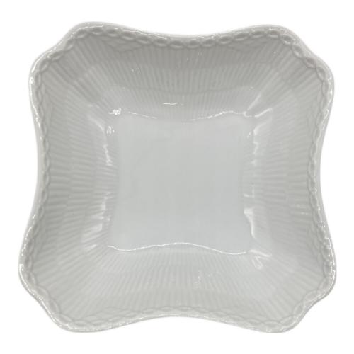 ROYAL COPENHAGEN (ロイヤル・コペンハーゲン) スクエアボウル ホワイトフルーテッド・ハーフレース