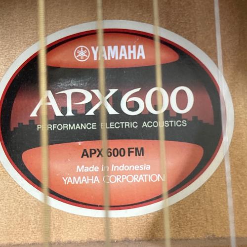 YAMAHA (ヤマハ) エレアコギター APX600 動作確認済み II0P057431