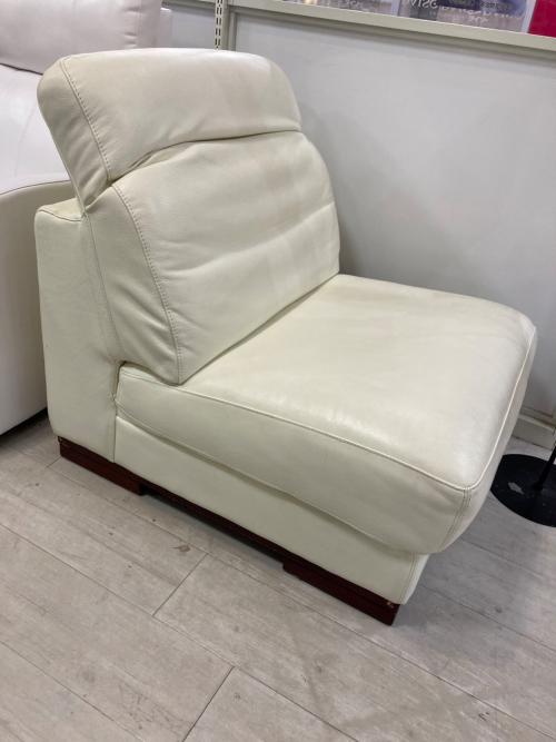 大塚家具(IDC) (オオツカカグ) 1人掛けソファー ホワイト レザー コンフォート