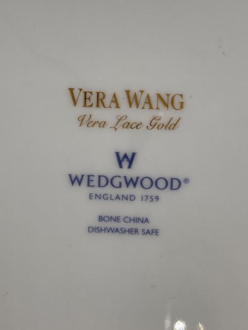 Wedgwood (ウェッジウッド) アクセントプレート レース柄/ゴールド VERA WANG