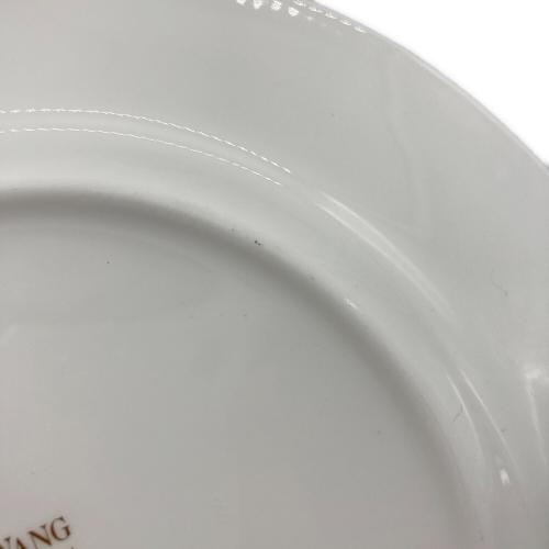 Wedgwood (ウェッジウッド) アクセントプレート レース柄/ゴールド VERA WANG