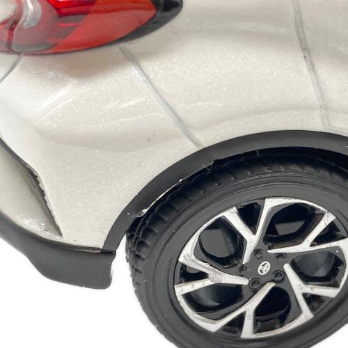 CHR モデルカー ホワイトパールクリスタルシャイン