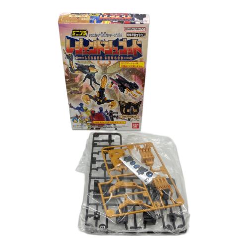 シュゴッド合体02 レジェンドシュゴッド セット ミニプラ ※ラムネ菓子取り出しのため開封