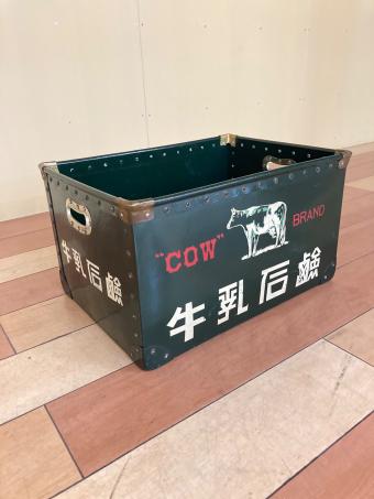 牛乳石鹸 (ギュウニュウセッケン) ボテ箱 グリーン 昭和レトロ