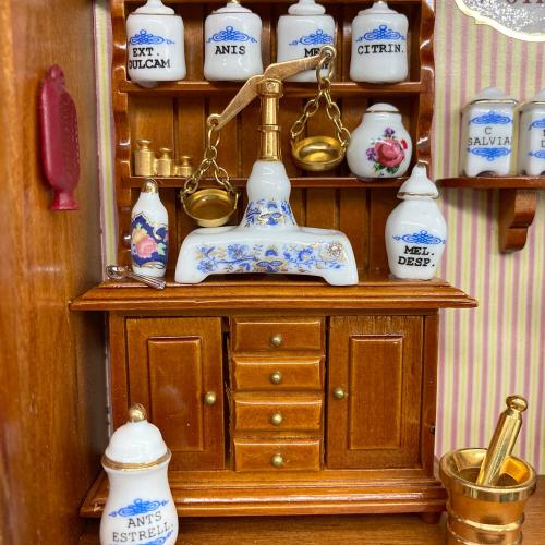 REUTTER PORZELLAN (ロイターポーセリン) ミニチュアセット 壁掛けタイプ