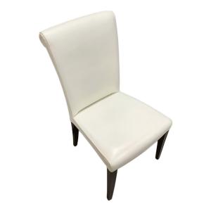 Poltrona Frau (ポルトローナフラウ) ダイニングチェアー SEDIA VITTORIA