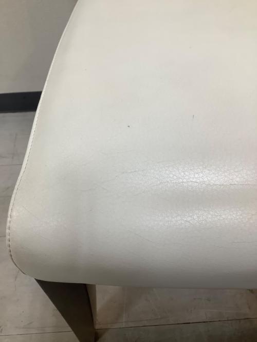 Poltrona Frau (ポルトローナフラウ) ダイニングチェアー SEDIA VITTORIA