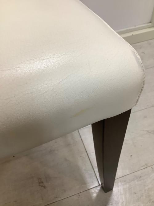 Poltrona Frau (ポルトローナフラウ) ダイニングチェアー SEDIA VITTORIA