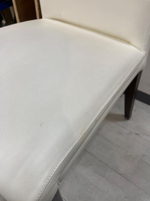 Poltrona Frau (ポルトローナフラウ) ダイニングチェアー ホワイト 155 SEDIA VITTORIA