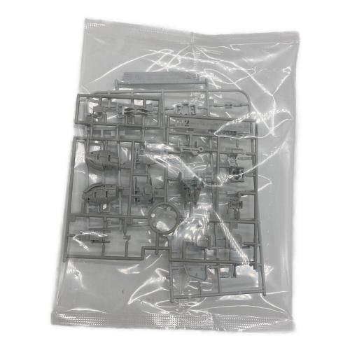 BANDAI (バンダイ) MG 1/100 RX-78-2 ガンダムVer.3.0 ガンプラ ※外箱傷み有