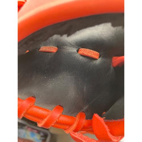 UNDER ARMOUR (アンダーアーマー) UNDENIABLE 軟式グローブ 1357696 レッド