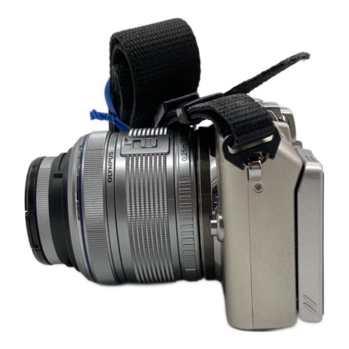 OLYMPUS (オリンパス) ミラーレス一眼カメラ E-PL6 ダブルズームキット 82