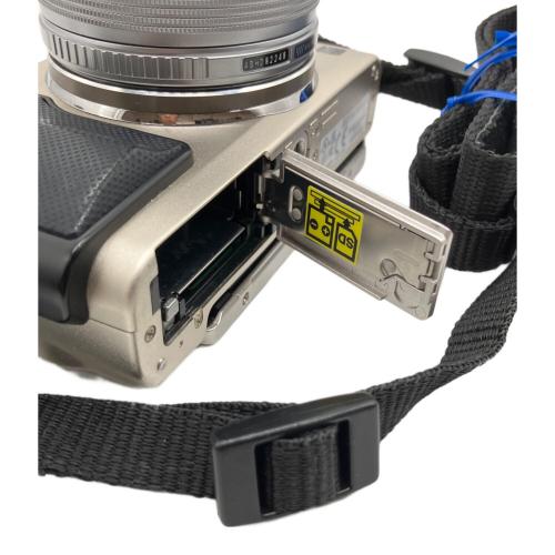 OLYMPUS (オリンパス) ミラーレス一眼カメラ E-PL6 ダブルズームキット 82