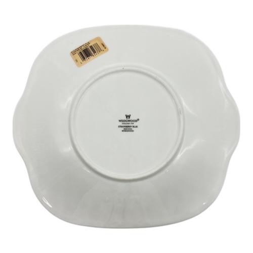 Wedgwood (ウェッジウッド) プレート ストロベリーブルー