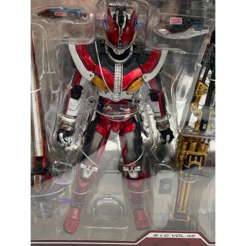 BANDAI (バンダイ) S.I.C. VOL.45 仮面ライダー電王ライナーフォーム＆仮面ライダーゼロノスゼロフォーム フィギュア