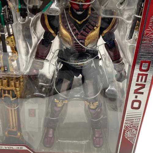 BANDAI (バンダイ) S.I.C. VOL.45 仮面ライダー電王ライナーフォーム＆仮面ライダーゼロノスゼロフォーム フィギュア