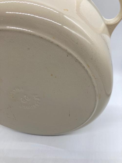 LE CREUSET (ルクルーゼ) シグニチャー ココットロンド SIZE 22cm アイボリー