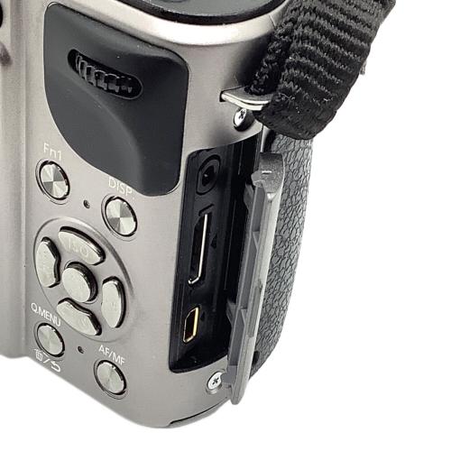 CASIO (カシオ) コンパクトデジタルカメラ EX-ZR100 キズ・ヨゴレ有