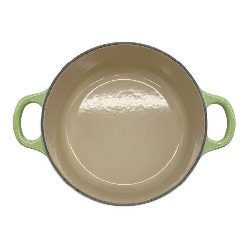 LE CREUSET (ルクルーゼ) 両手鍋 18cm 黄緑 ココット・ロンド