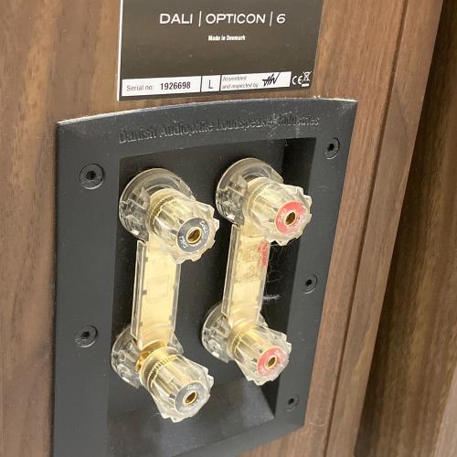 DALI (ダリ) ペアスピーカー OPTICON 6