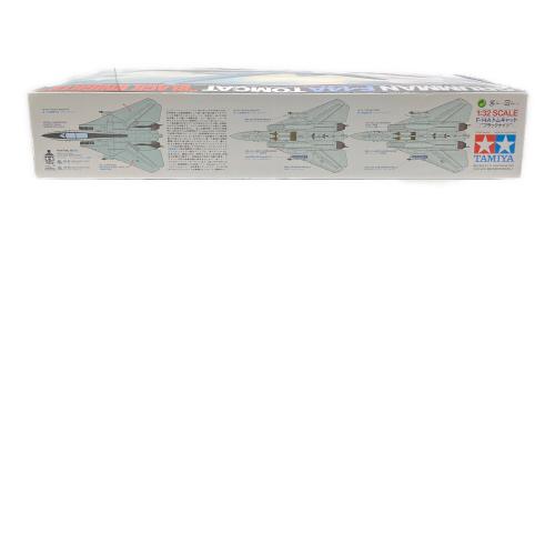 TAMIYA (タミヤ) グラマン F-14Aトムキャット ブラックナイツ プラモデル 飛行機 60313 12400