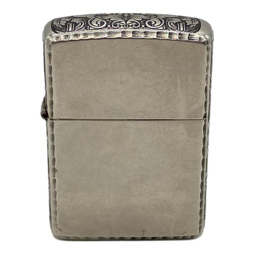 ZIPPO (ジッポ) オイルライター 2025年製 USA製 サイドアラベスク 箱・オイルセット