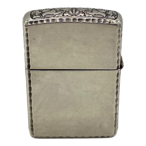 ZIPPO (ジッポ) オイルライター 2025年製 USA製 サイドアラベスク 箱・オイルセット