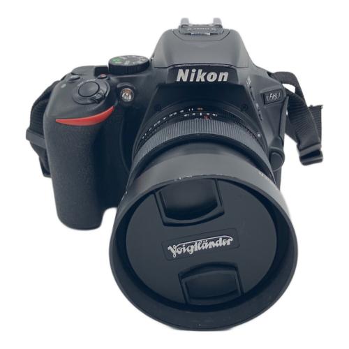 Nikon (ニコン) デジタル一眼レフカメラ D5600 本体割れ・一部欠損有